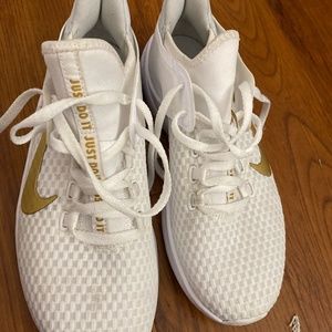 Nike Air tennis shoes, never seen in USA